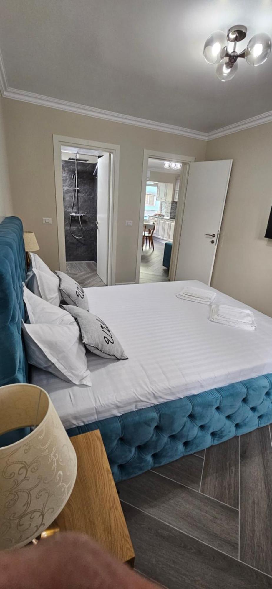 Apartament White Rezidence II Curtea de Argeş Zewnętrze zdjęcie